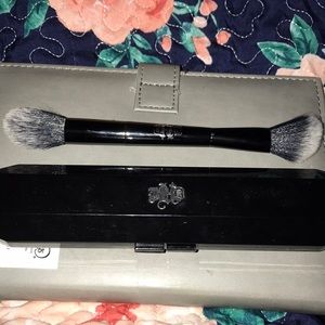 Kat Von D Shade And Light Brush